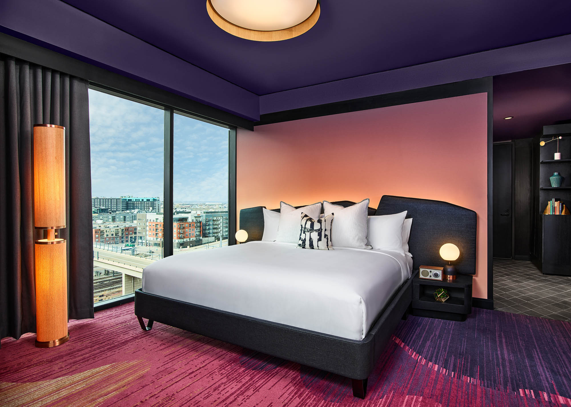 Colorado-Denver-Hotel-Rally_Hotel-Mile_High_King_Corner-Suite