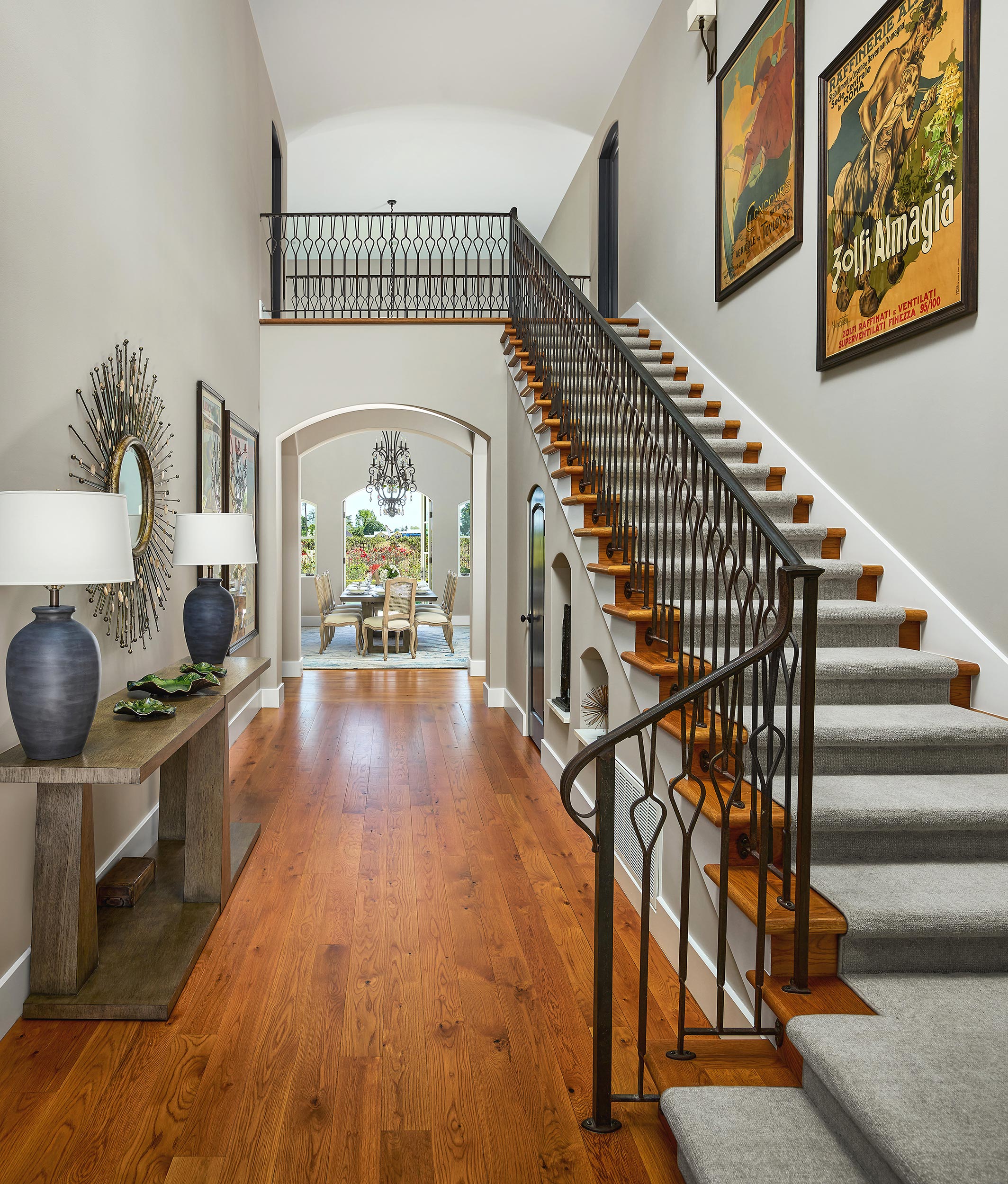 EquityEstates-Napa_Valley-Front_Hallway
