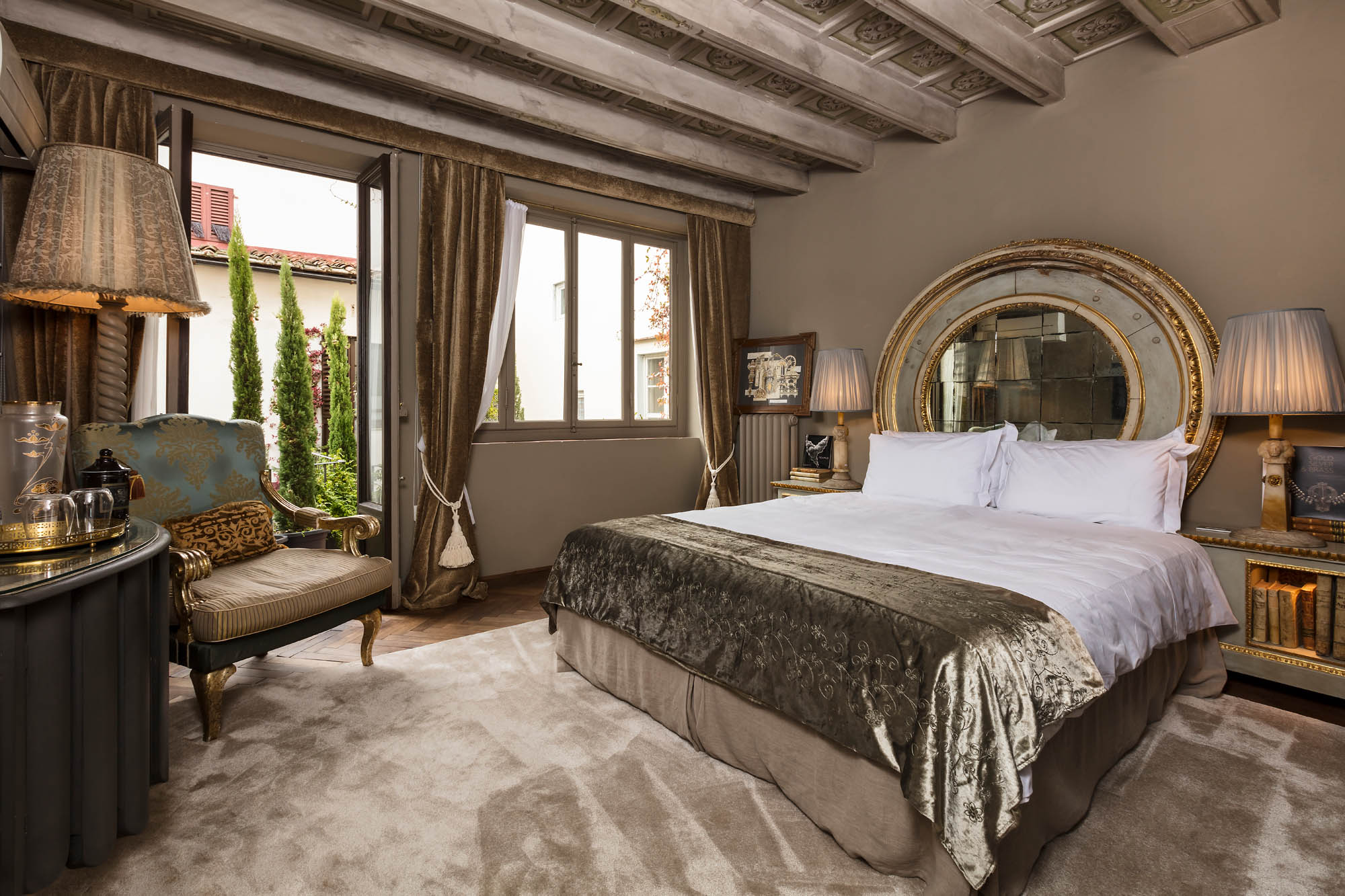 Italy-Florence-Boutique_Hotel-Foresteria_Florentine-Bedroom_2