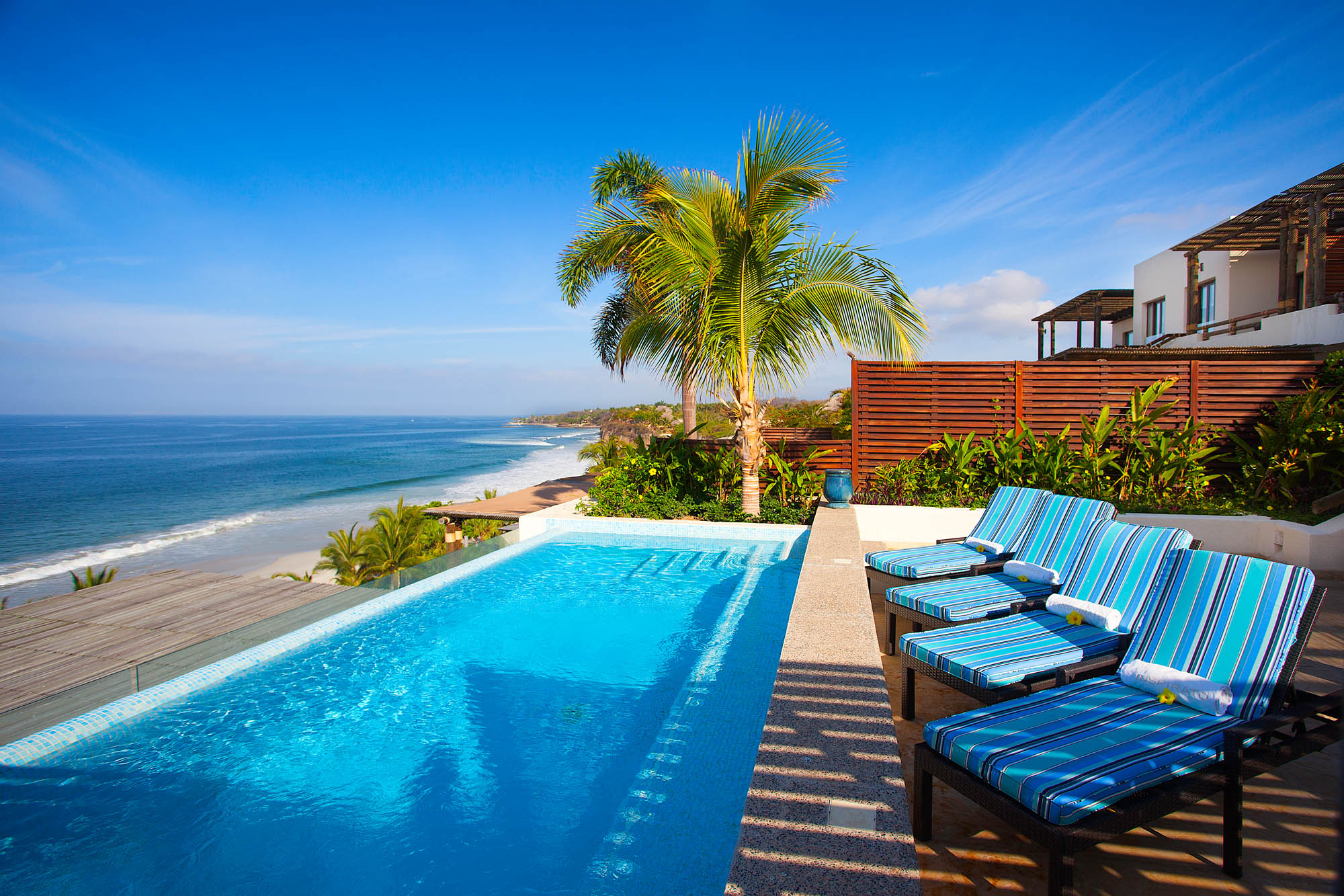 Mexico-Punta_De_Mita-Los_Veneros-Resort-Las_Mareas-Pool_View