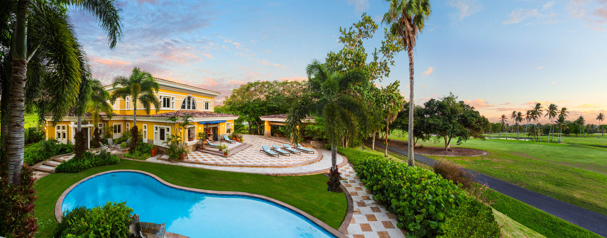 Puerto_Rico-Dorado_Beach-Ritz_Carlton_Reserve-Resort-Residence-Villa_Del_Rocio-Exterior